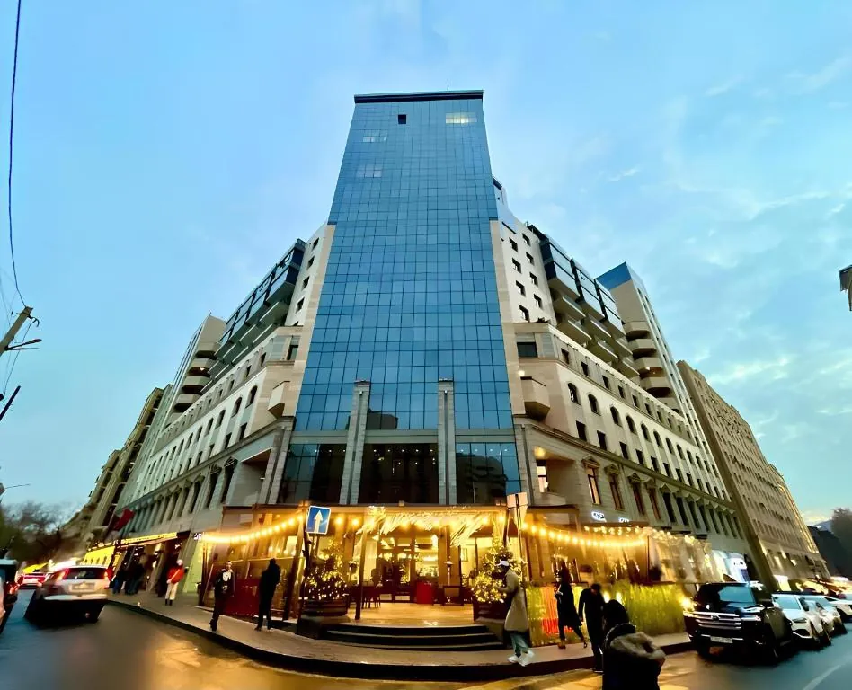 Buzand Street Residential — 1